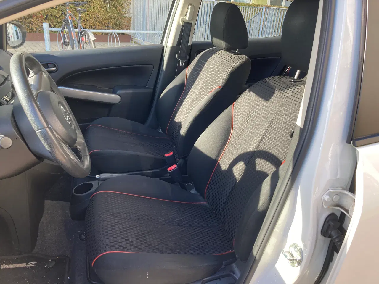 Billede 8 - Mazda 2, 1,3 Takana Hatchback