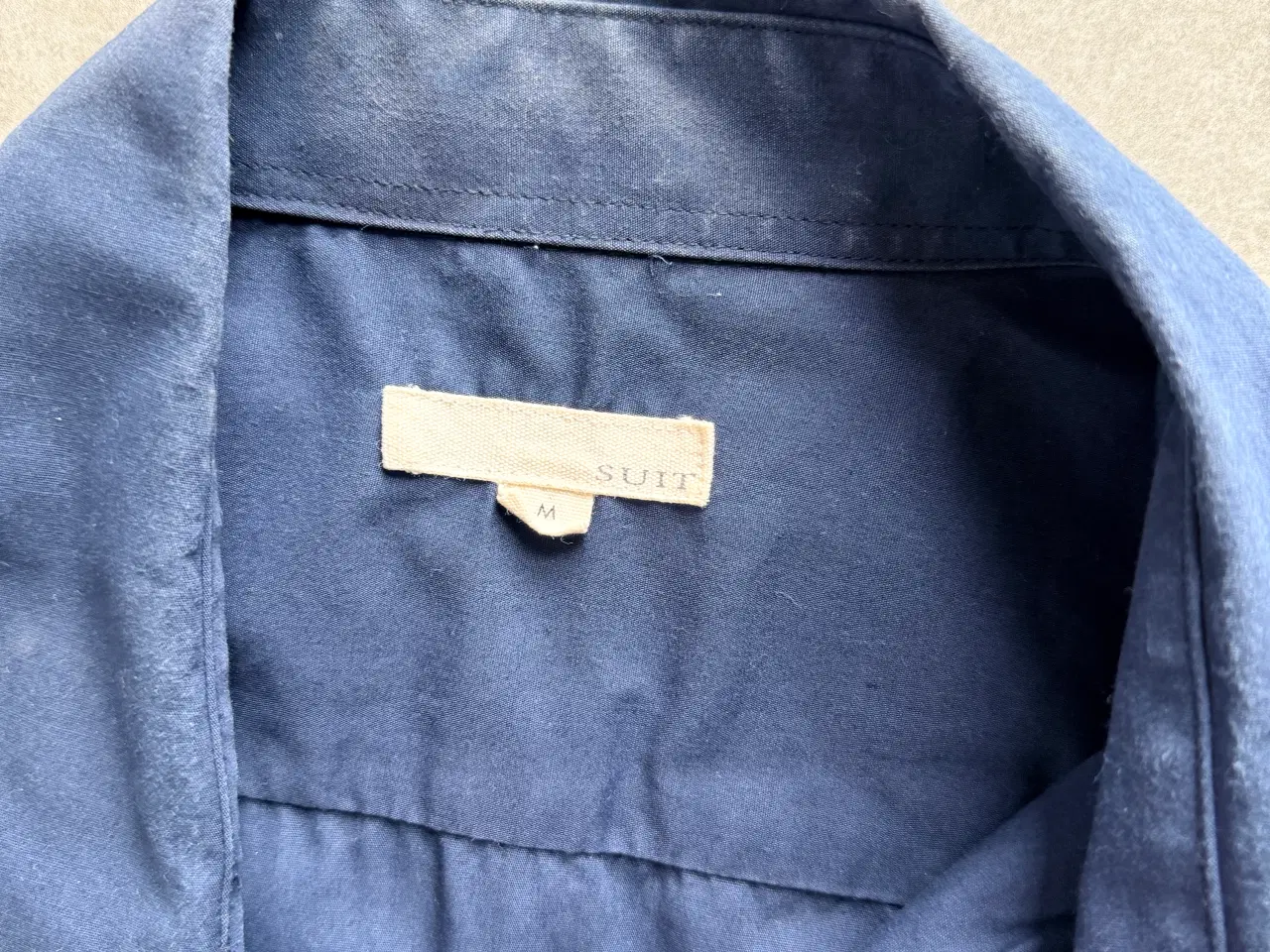 Billede 2 - Skjorte i mærket Suit, str. M