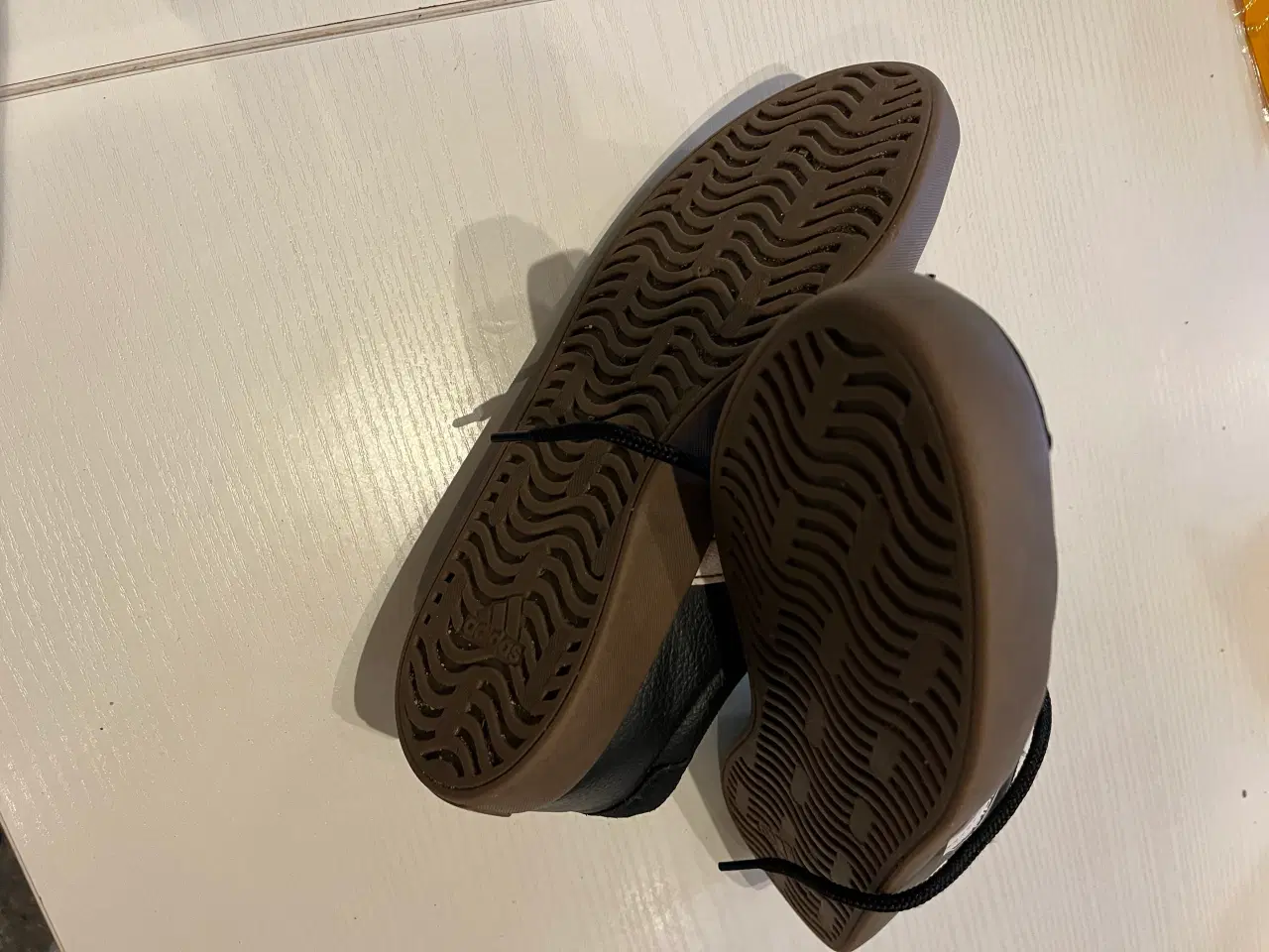Billede 2 - Adidas Sneakers str. 39 1/3 i sort