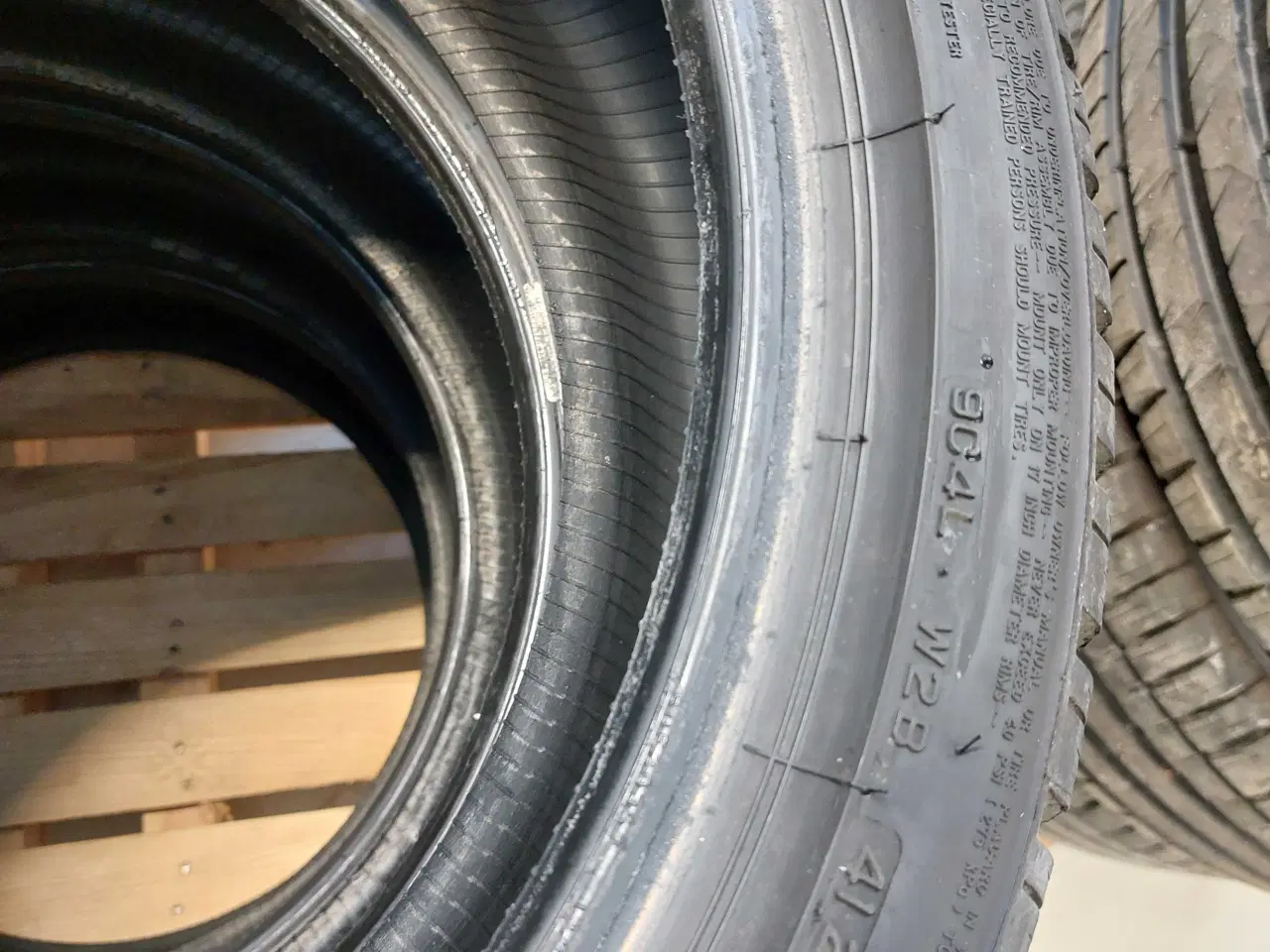 Billede 3 - Bridgestone blizzak 205/40 R17 vinterdæk 