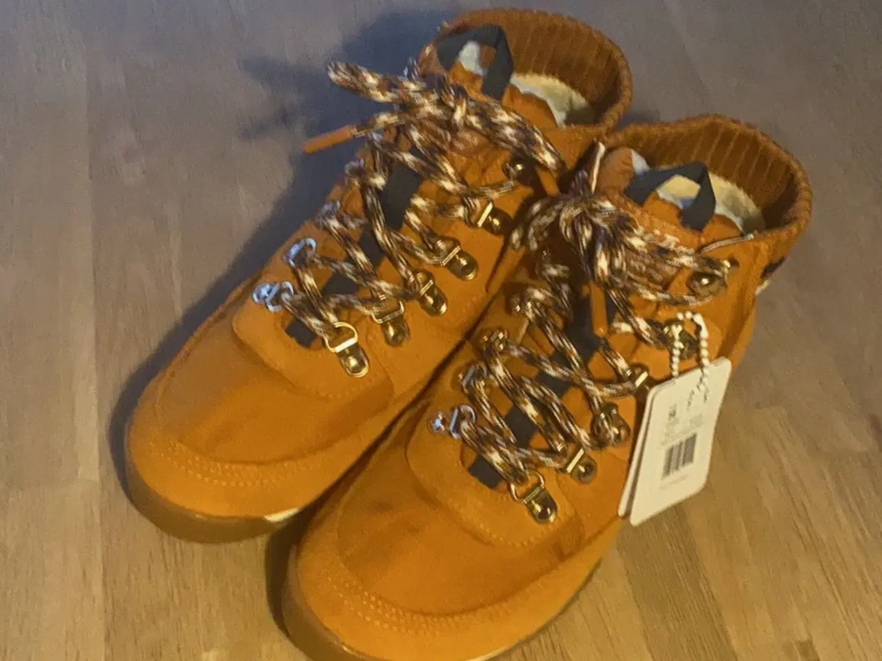 Billede 1 - Kari Traa vandrestøvler 