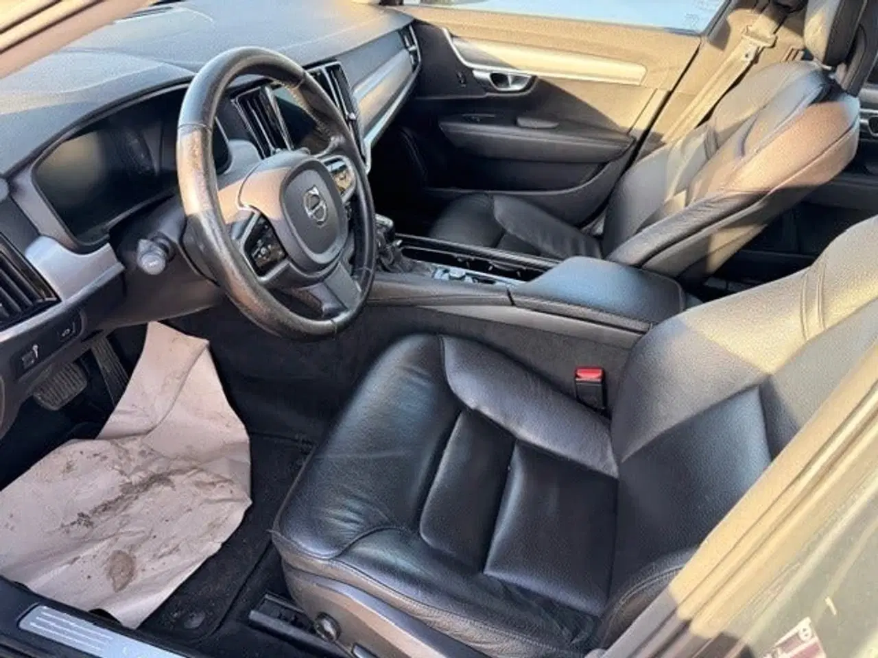 Billede 2 - Volvo V90 2,0 D4 190 Momentum aut.