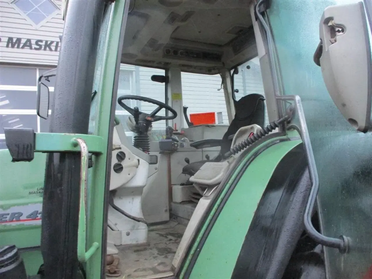 Billede 5 - Fendt 410 Vario med frontlæsser.