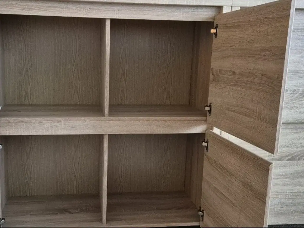 Billede 1 - Kommoder-2 pris 559dkk