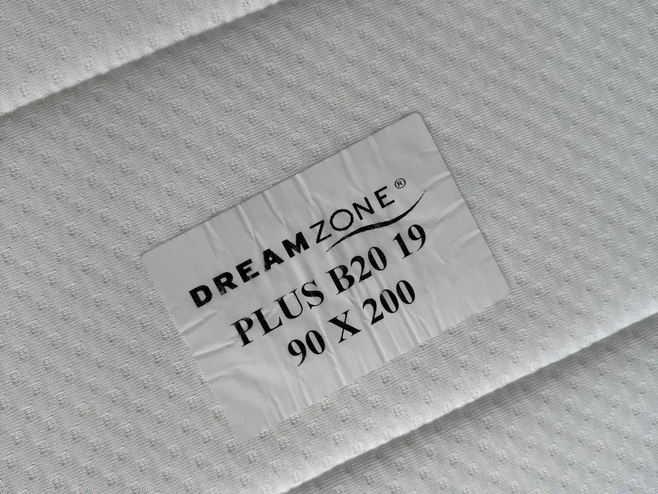 Billede 2 - Seng 90x200 som ny