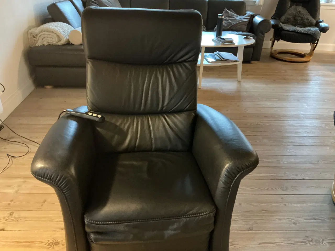 Billede 3 - Løftestol Himolla 8300 med 2 motore