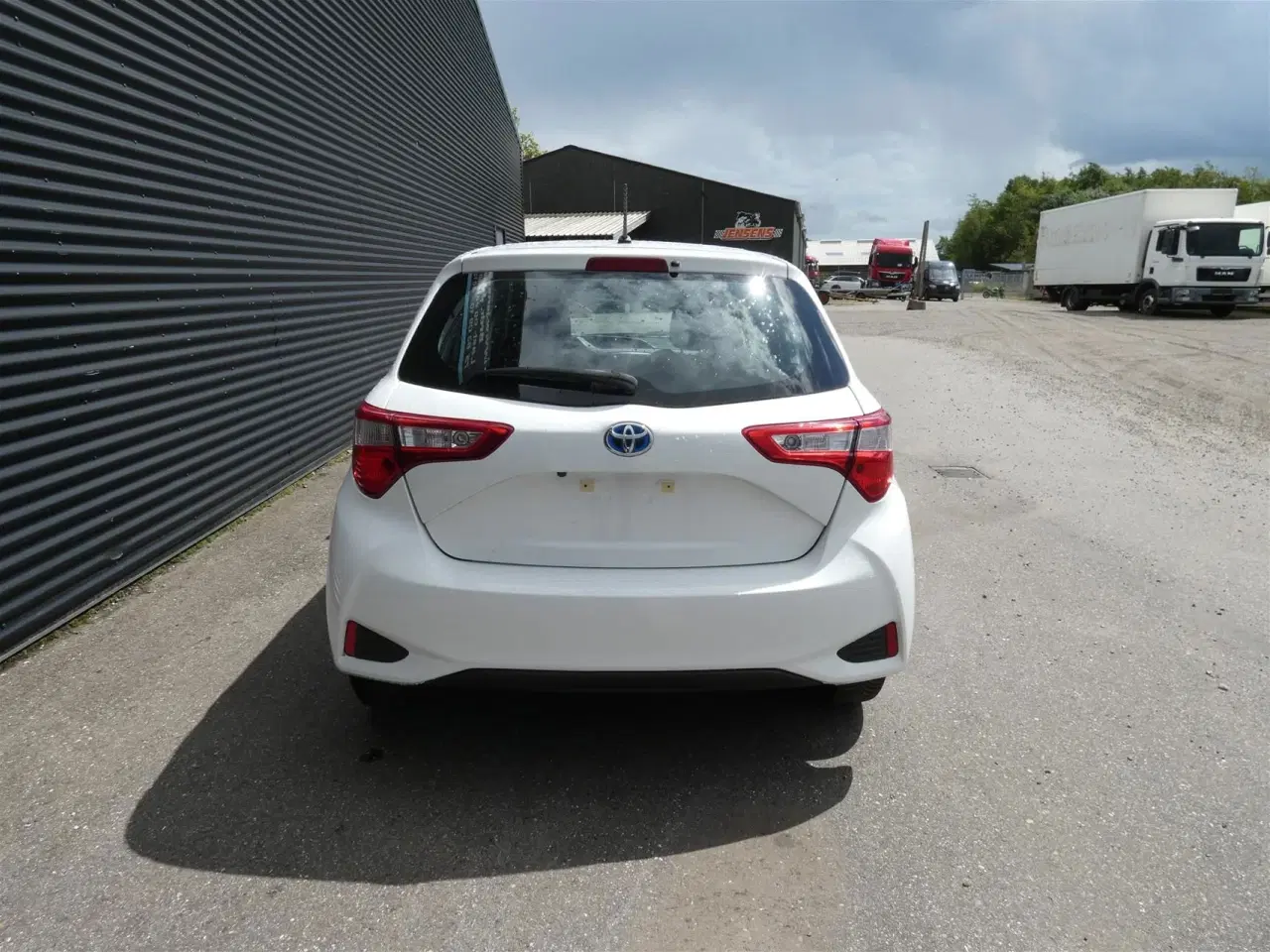 Billede 6 - Toyota Yaris 1,5 Hybrid H2 E-CVT 100HK 5d Trinl. Gear