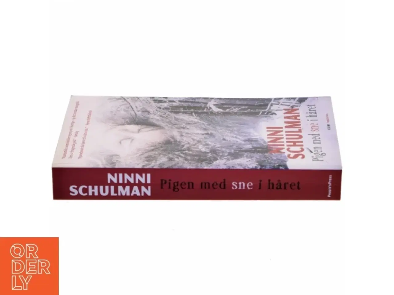 Billede 2 - Pigen med sne i håret af Ninni Schulman (Bog)