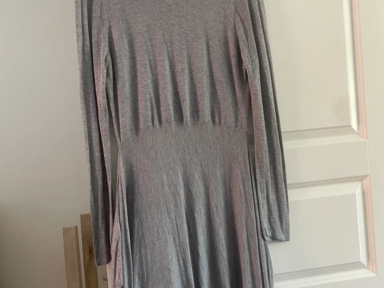 Billede 2 - Lang cardigan/kjole