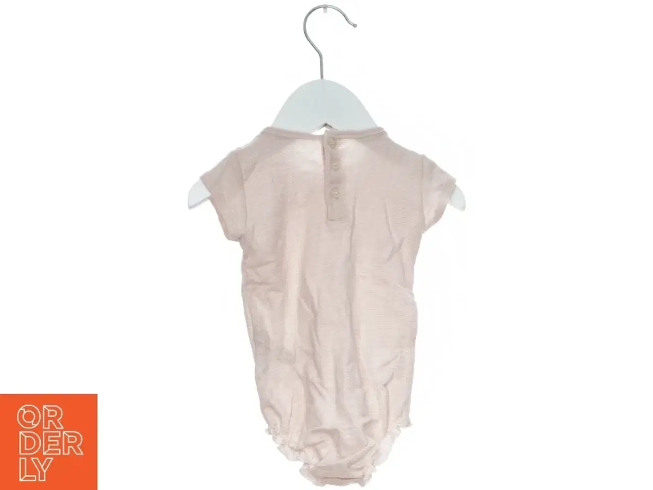 Billede 2 - Lyserød bodystocking til baby fra Noa Noa (str. 62)