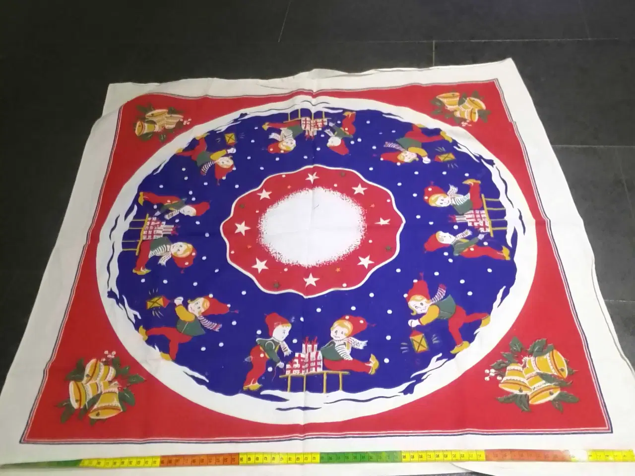 Billede 4 - Fin juledug fra 70erne, Daells varehus 