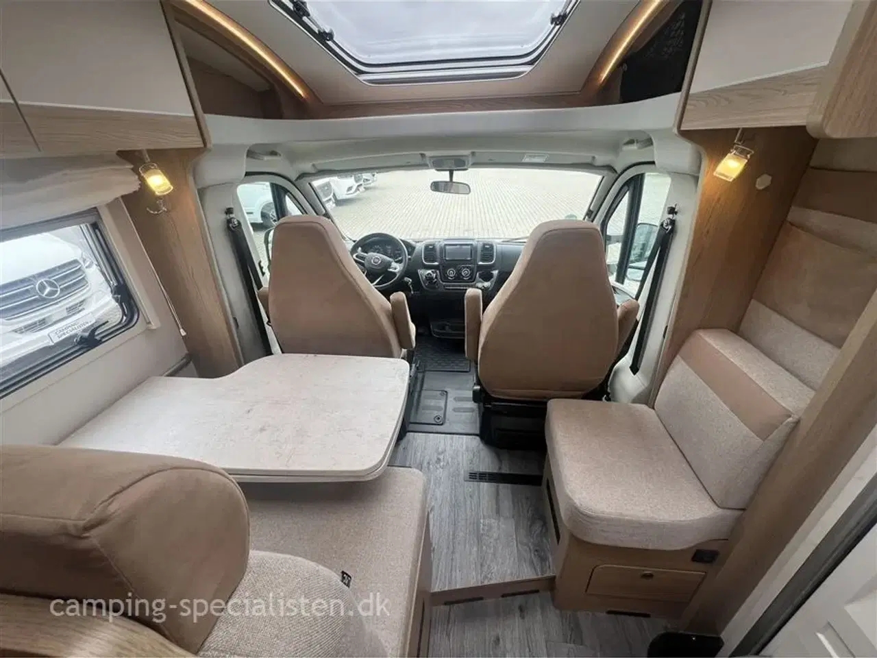 Billede 8 - 2023 - LMC Cruiser V646   2023 LMC Cruiser V646 - se den nu hos Camping-Specialisten.dk