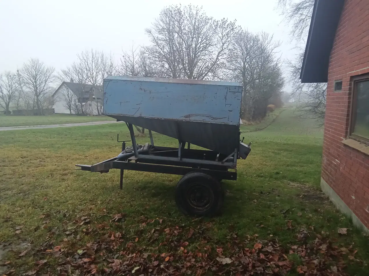 Billede 4 - Herborg 25 tdr.kornkasse med hjul