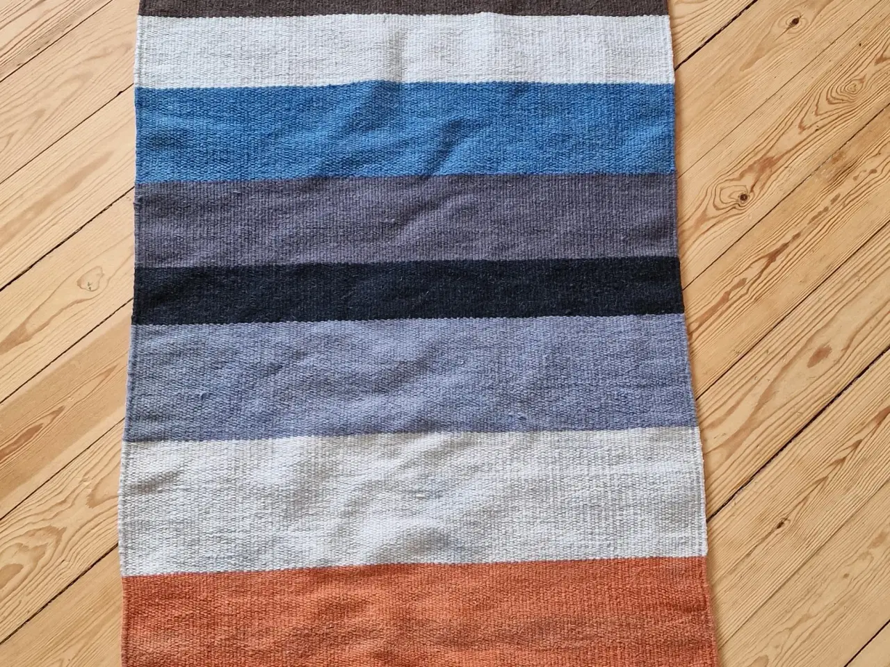 Billede 6 - Fladvævet løber i 100 % uld.