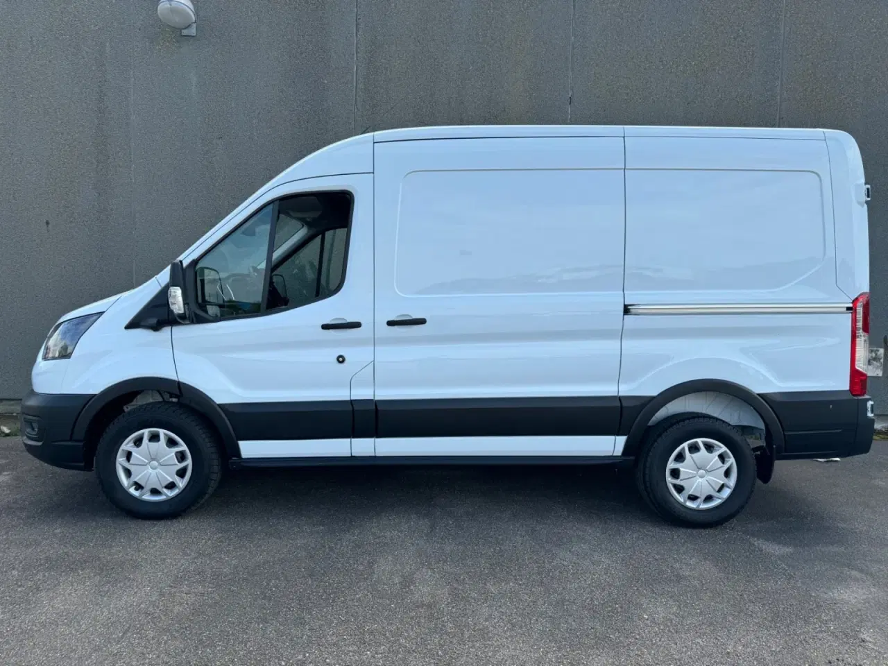 Billede 2 - Ford Transit 350 L2 Van 2,0 TDCi 130 Trend H2 FWD