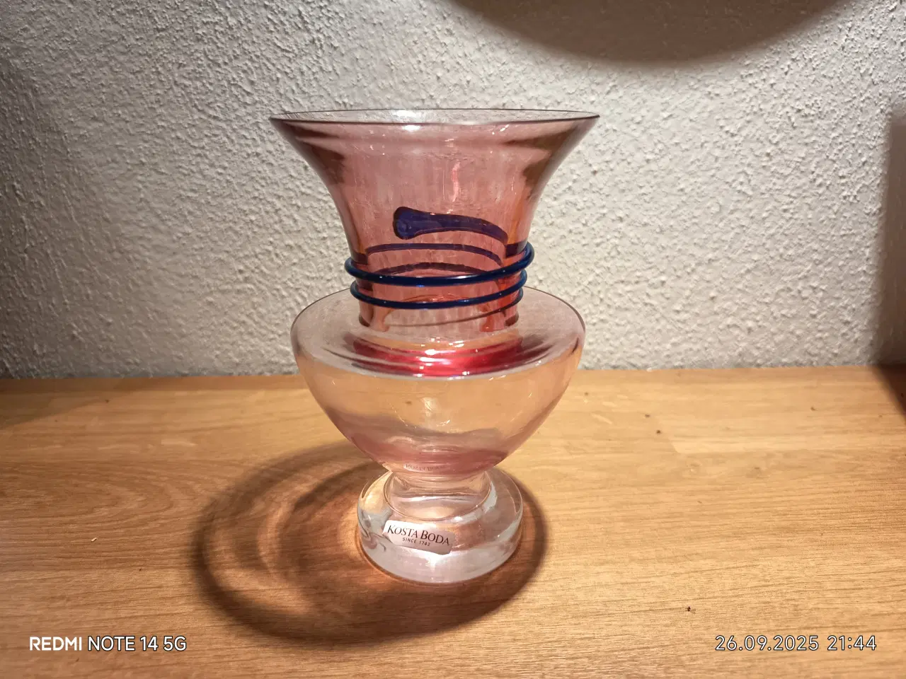 Billede 3 - Kosta Boda - Flot vase af designer MONICA BACKSTRÖ
