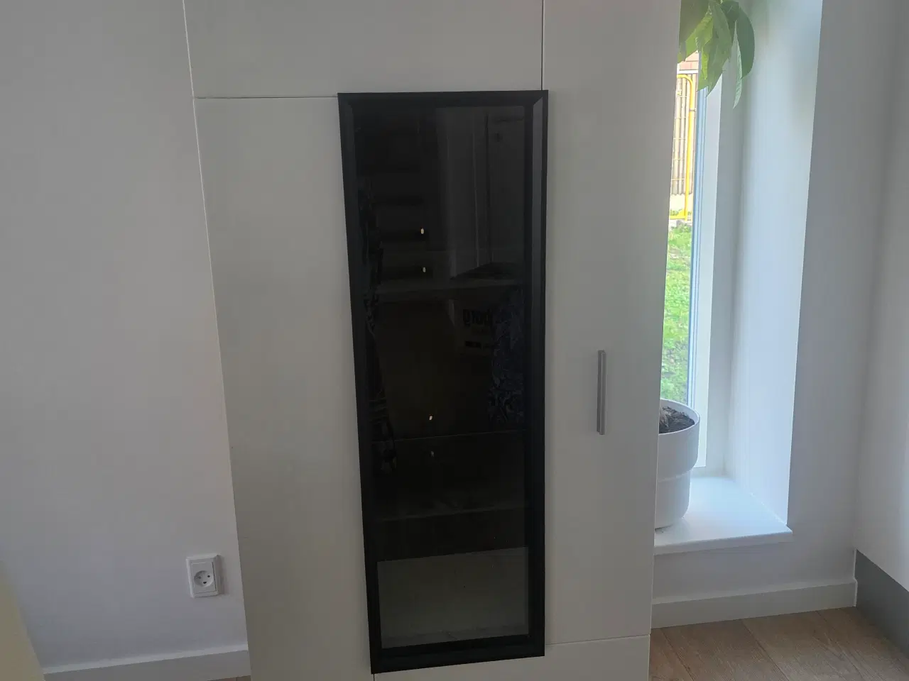 Billede 2 - TV real sæt +sofabord 