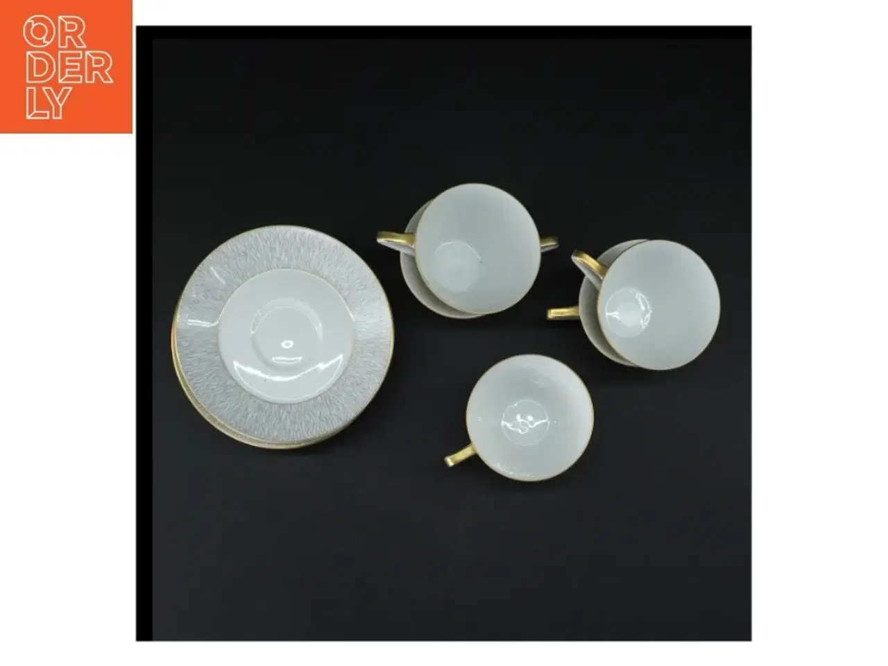 Billede 3 - Koh-I-Noor kaffekopper med undertallerkner fra Knigl pr. Tettau(str. 5 kopper. ø. 8 cm. længde. 6,5 cm. 6 undertallerkner. ø. 14