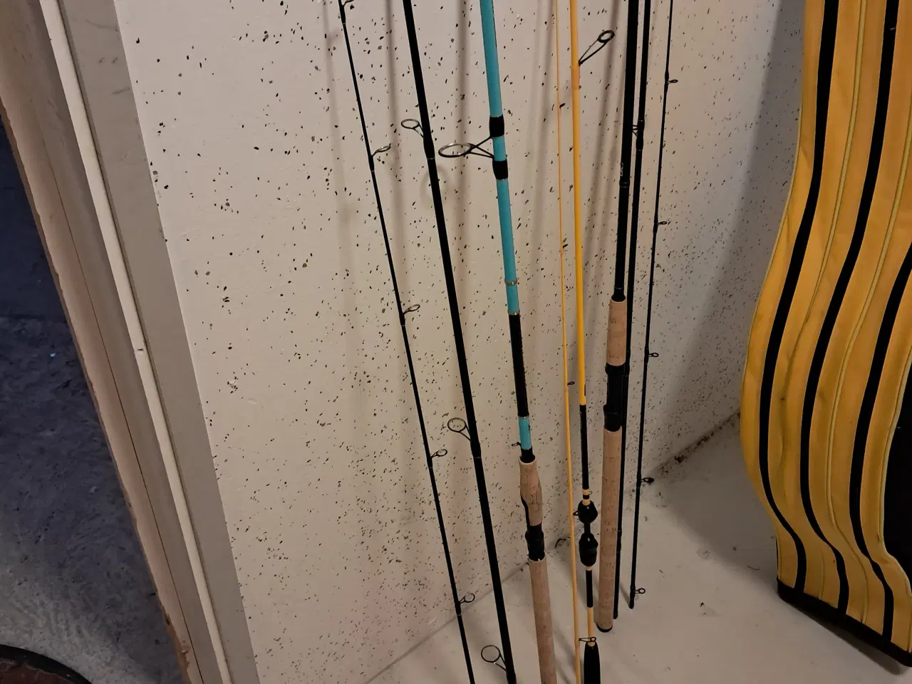 Billede 3 - Fiskestænger plus taske 