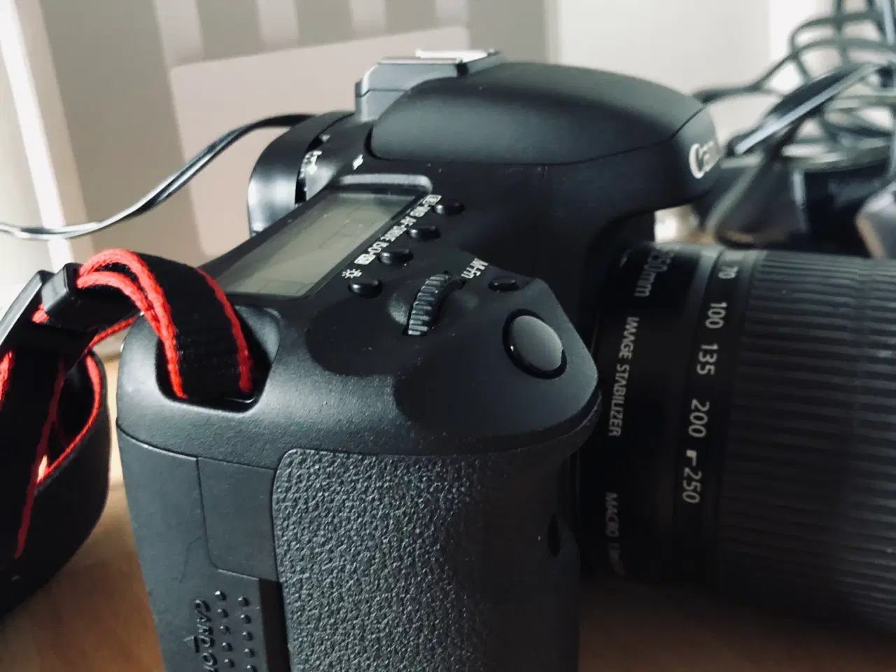 Billede 2 - Canon Eos 7d - Har taget MEGET få billeder