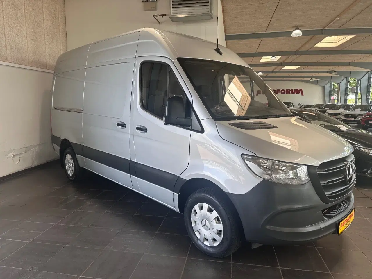 Billede 1 - Mercedes Sprinter 319 3,0 CDi A2 Kassevogn RWD