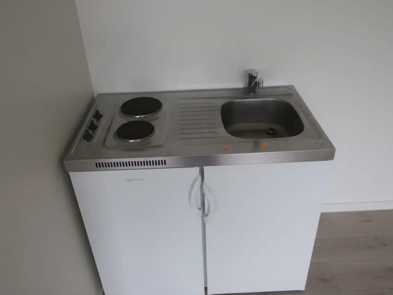 Billede 2 - Minikøkken GORENJE 100x60x88