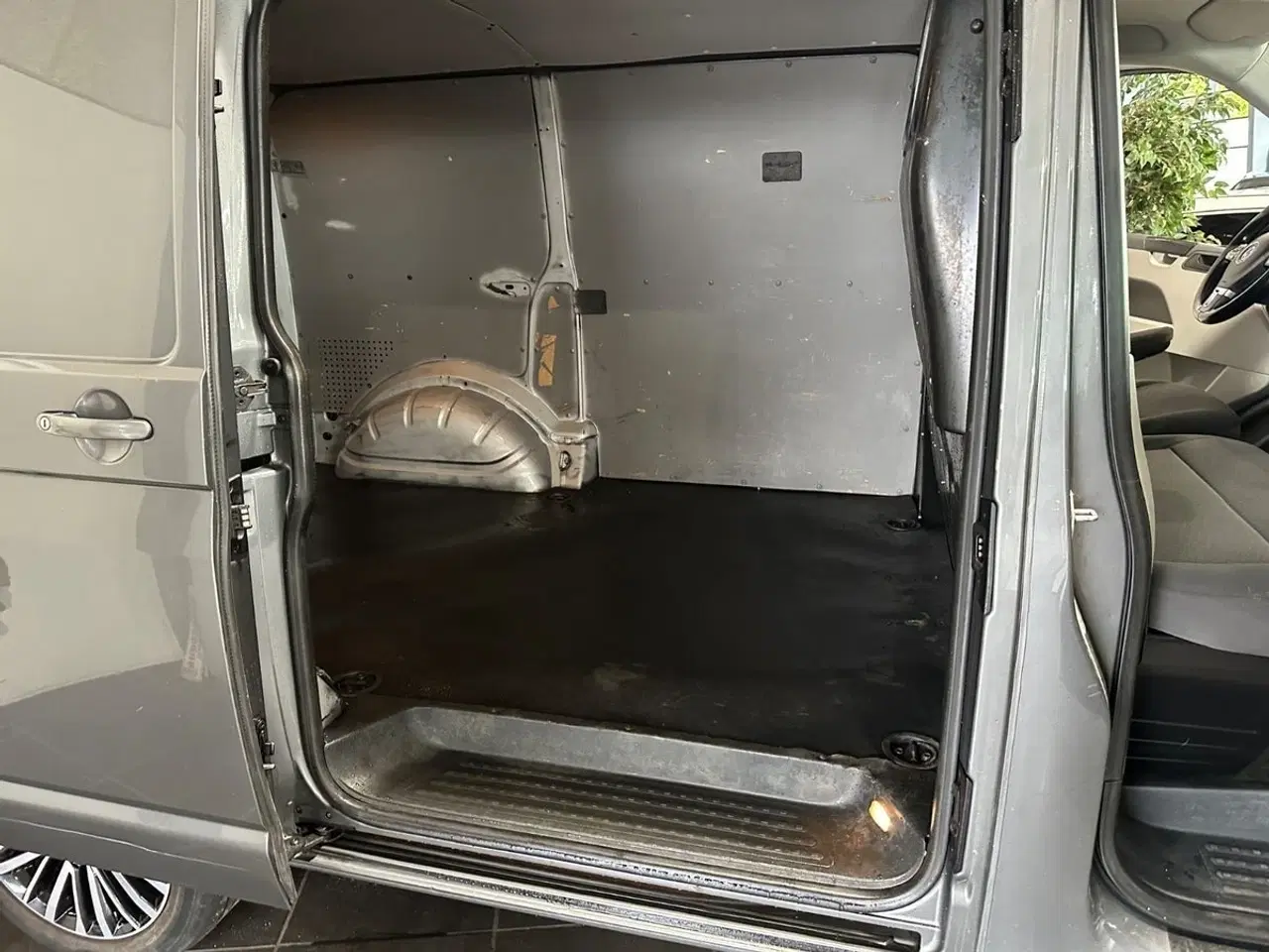 Billede 14 - VW Transporter 2,0 TDi 180 Kassevogn DSG 4Motion kort