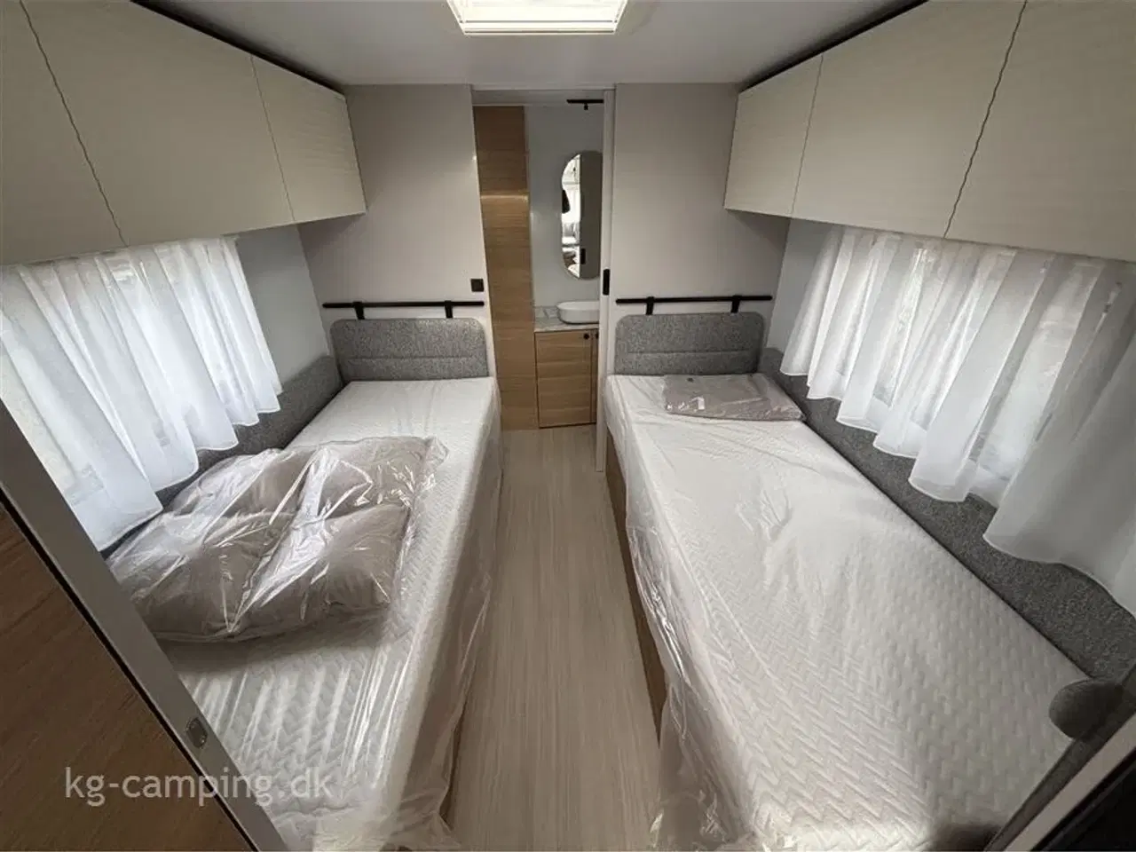 Billede 8 - 2026 - Adria Adora 663 UT Alde Den store nyhed i Adora serien. Enkeltsenge, stort baderum og med Alde centralvarme