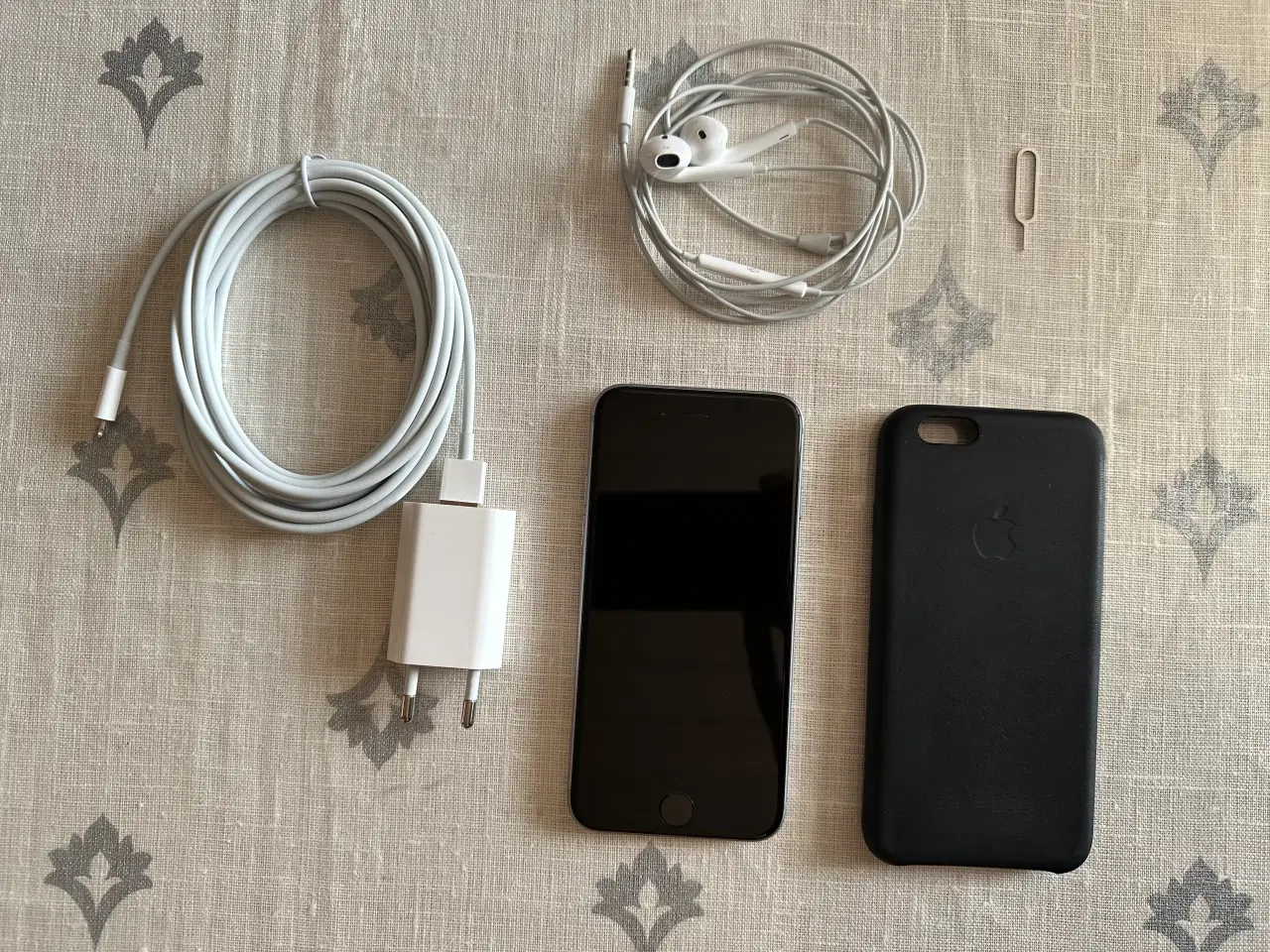 Billede 1 - Apple iPhone 6s mobiltelefon 64 GB grå
