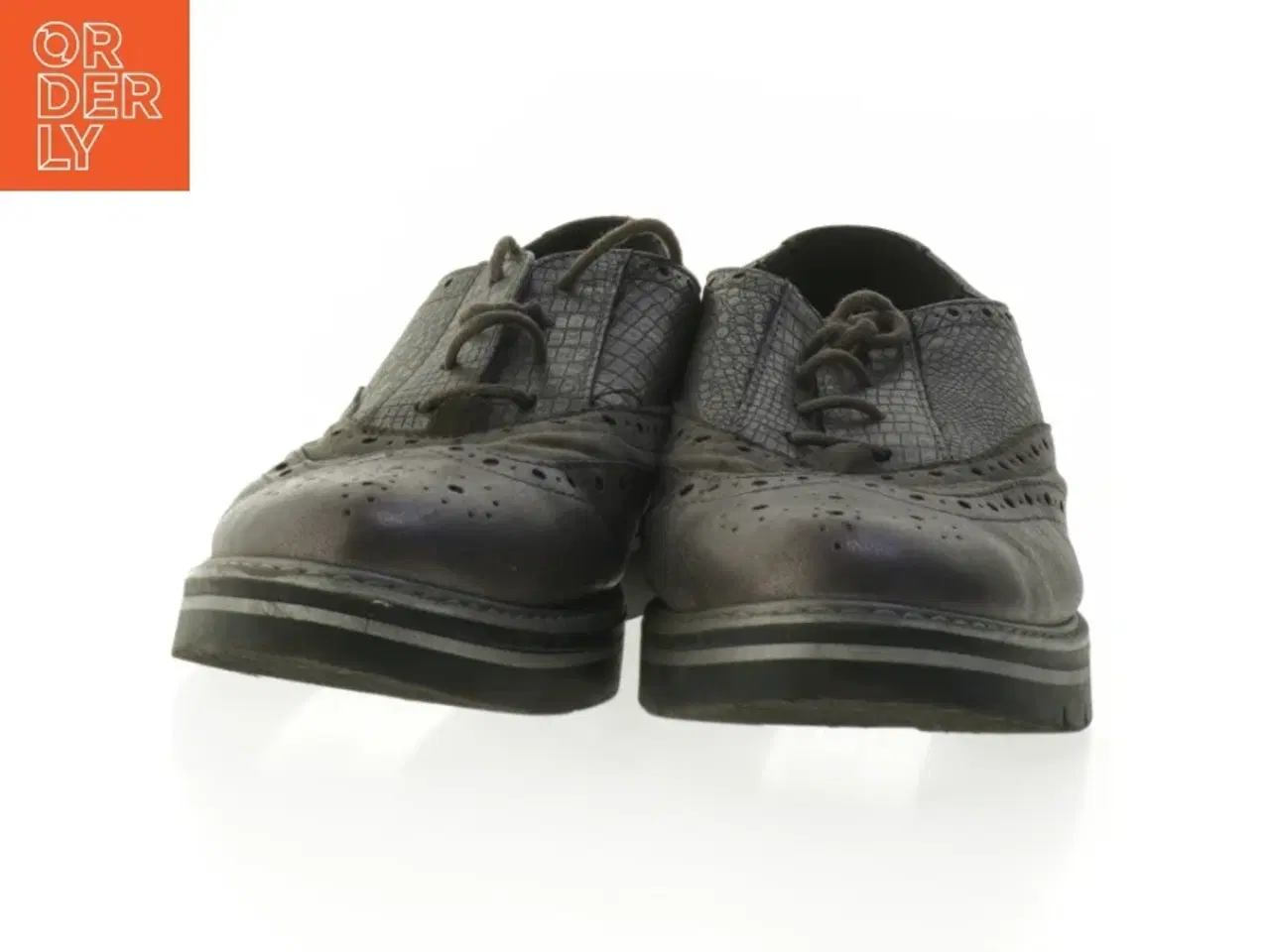 Billede 3 - Brune brogues, college sko str 40 fra Graceland