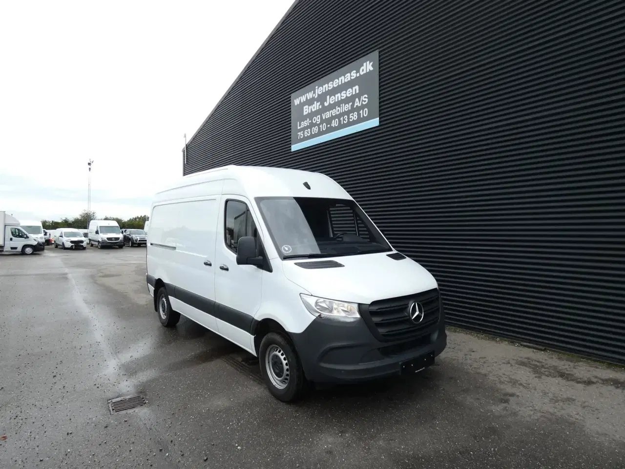 Billede 1 - Mercedes-Benz Sprinter 317 2,0 CDI A2 H2 RWD 9G-Tronic 170HK Van Aut.