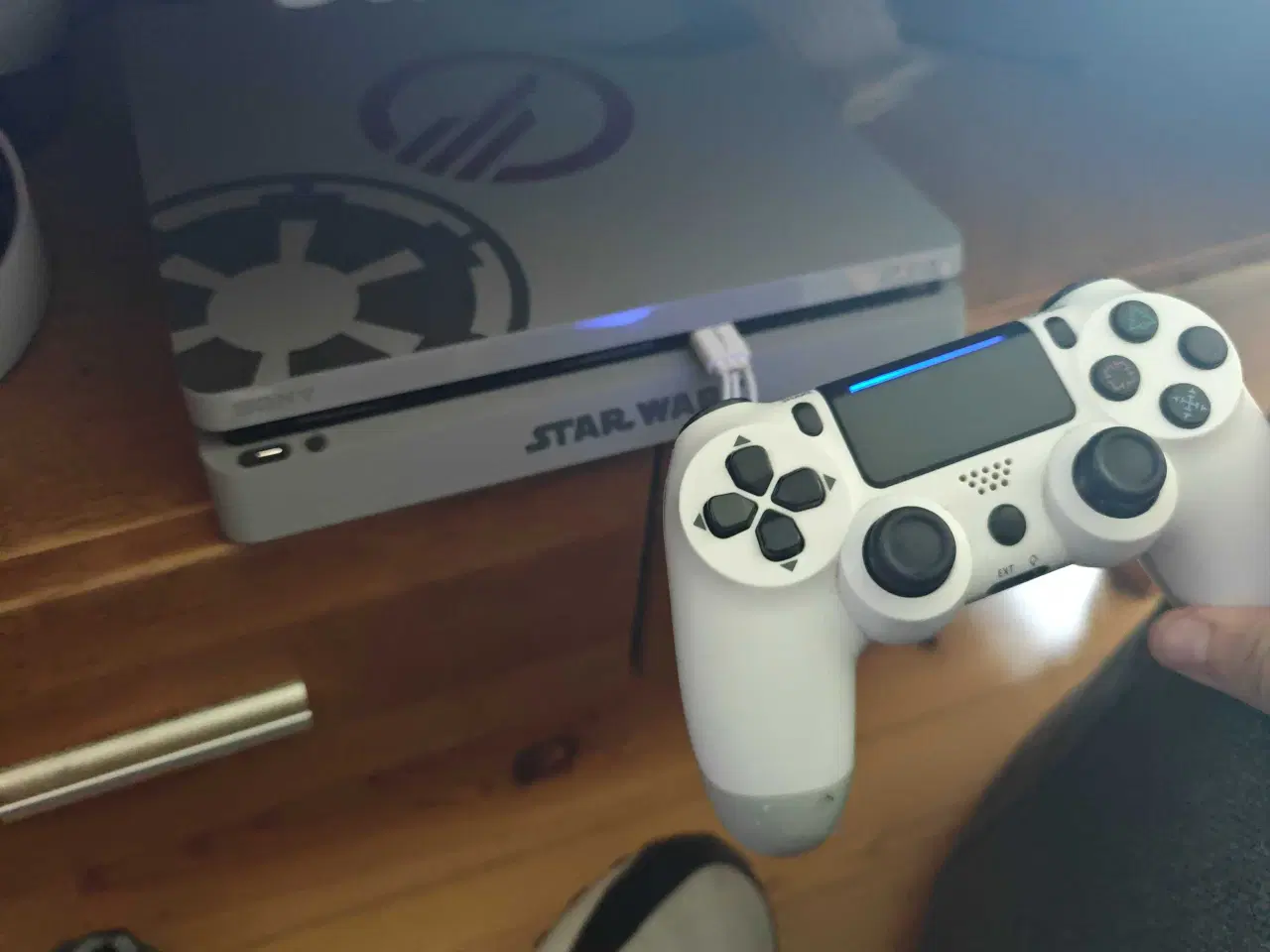 Billede 1 - playstation 4 star wars limited edition