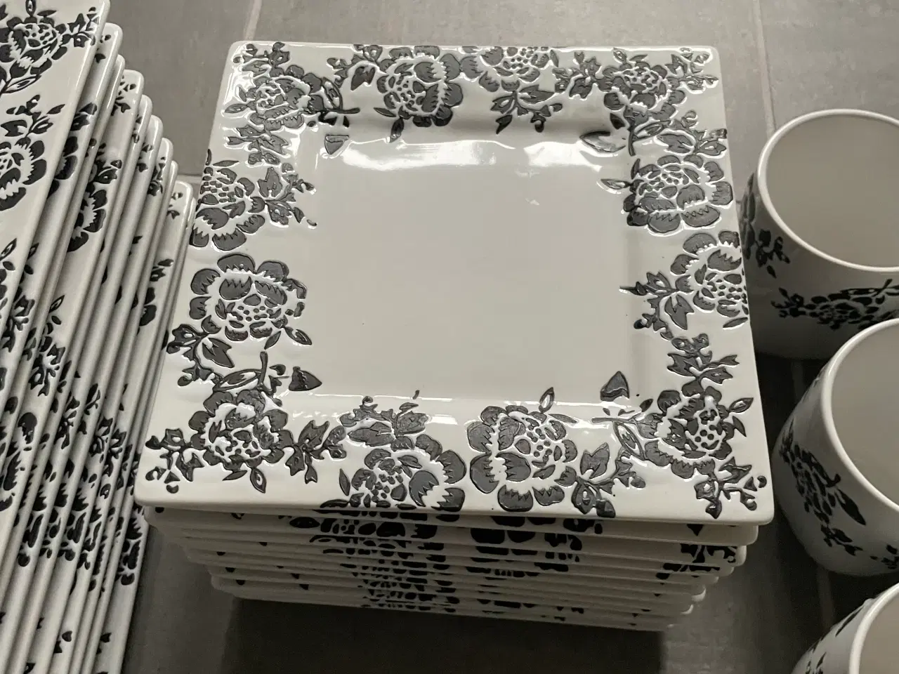 Billede 3 - Marie Sohl tallerkener og krus.