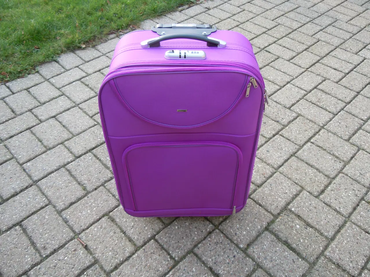 Billede 2 - Rejse kuffert