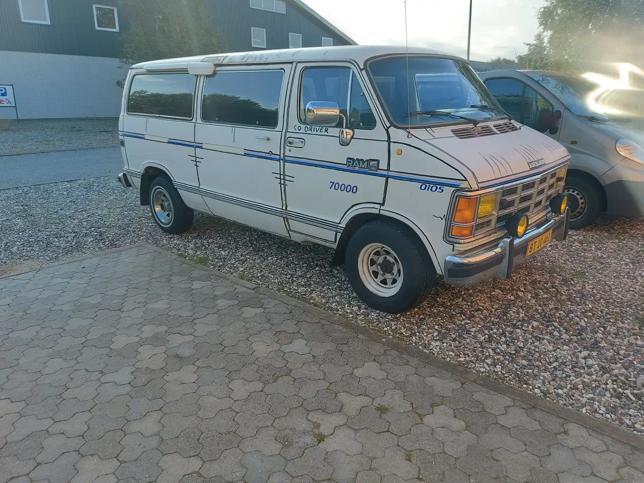 Billede 1 - Dodge B250 Veteran . 