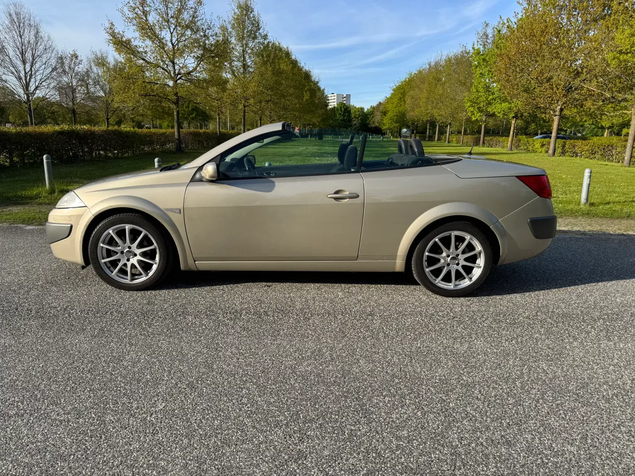 Billede 10 - Kør sommeren i møde i en billig cabriolet 