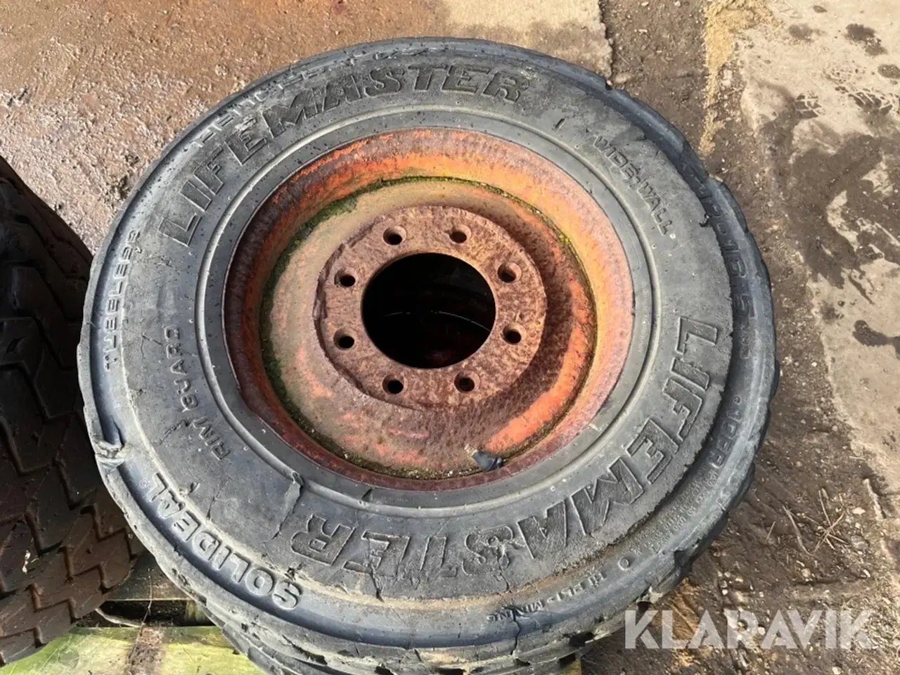 Billede 4 - Massiv dæk med fælg Bobcat 754