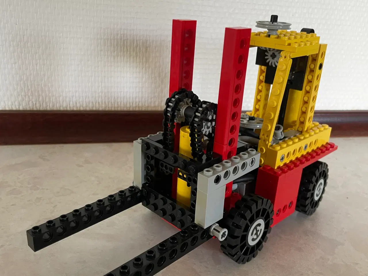 Billede 2 - 8843 Lego Technic Pneumatic Gaffeltruck