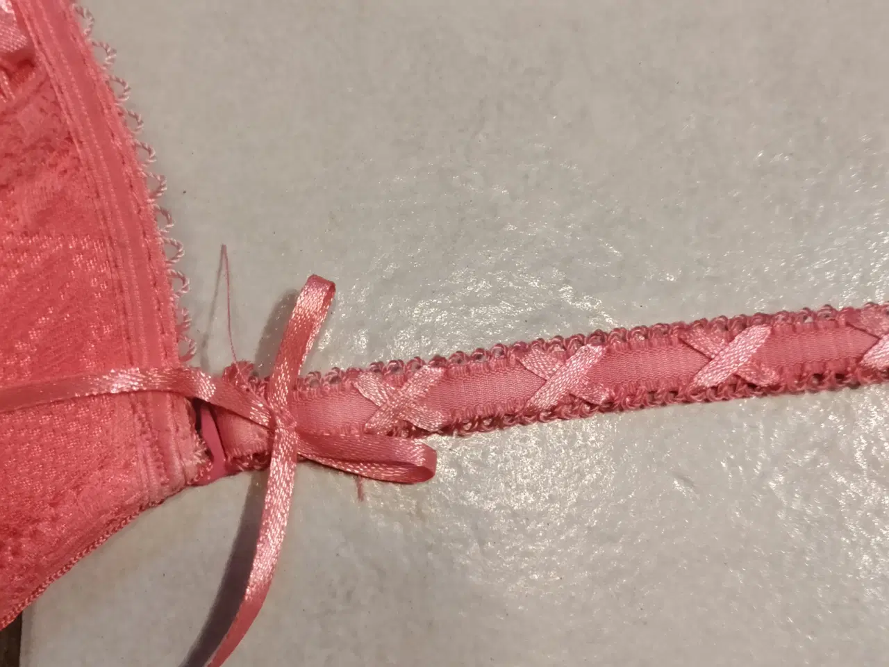 Billede 5 - Rosa BH Sæt PushUp og Satin