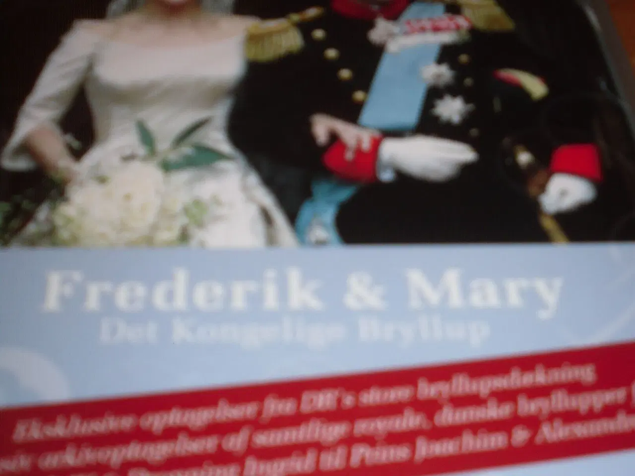 Billede 2 - FREDERIK & MARY. Det Kongelige Bryllup.