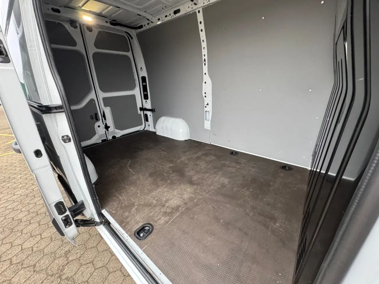 Billede 17 - Nissan Interstar 2,0 dCi 150 L2H2 N-Connecta Van