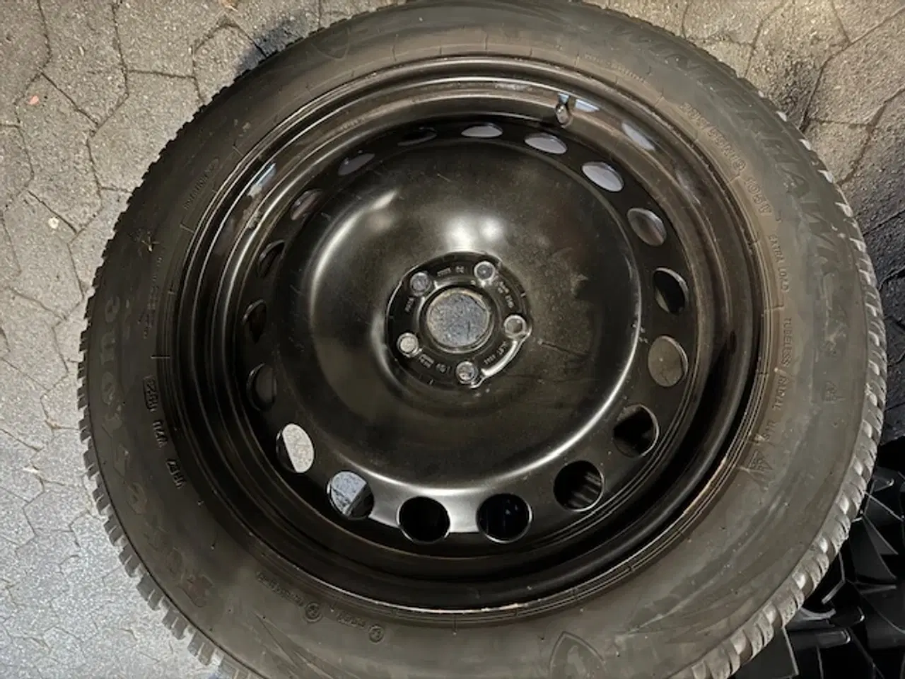 Billede 1 - VW ID.4 Firestone vinterdæk med fælge