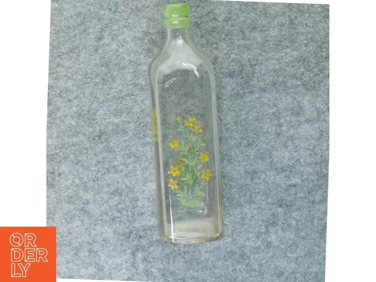 Billede 2 - Gammel flaske vase med blomstermotiv (str. 27 x 7 cm)