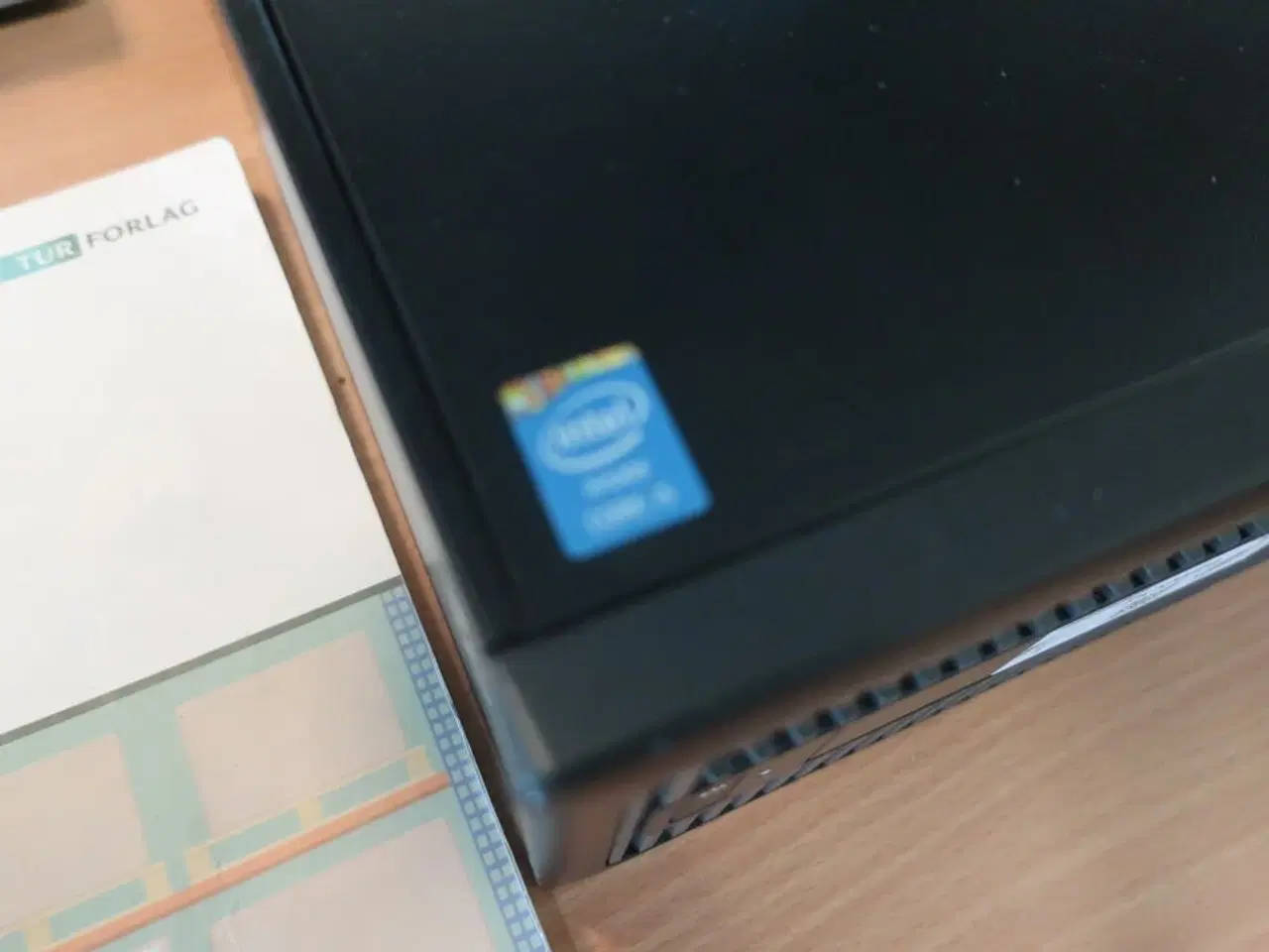 Billede 2 - HP 22" skærm m. tastatur L2208w (PC medfølger ikke)