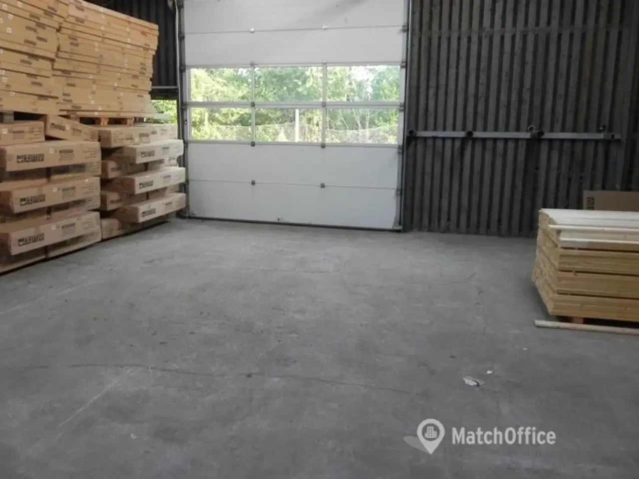 Billede 4 - Attraktiv ejendom for mindre produktion eller salg/lager