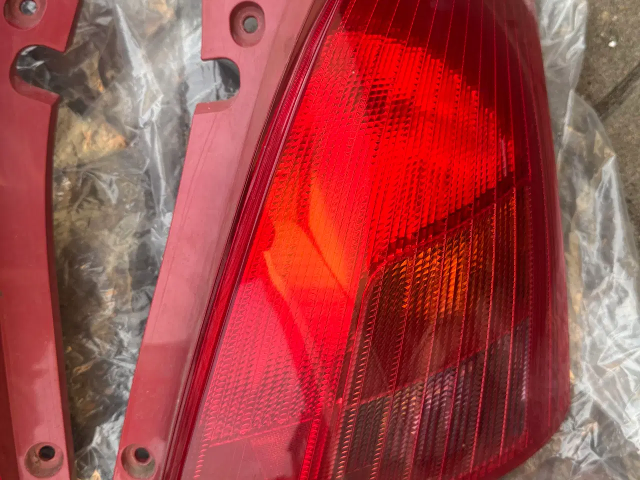 Billede 3 - Suzuki Swift originale baglygter