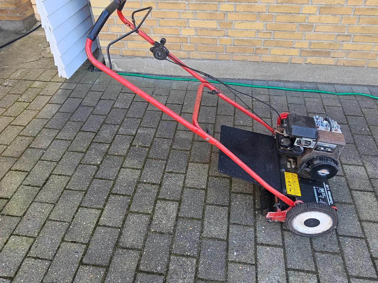 Billede 2 - 2 motorsav 2 plæneklipper 1 haveffræser