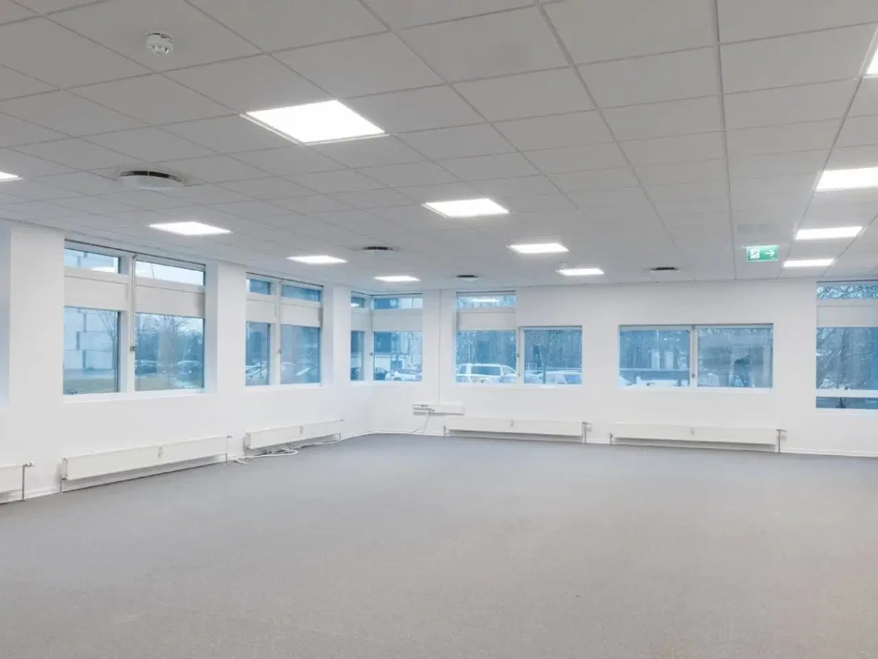 Billede 11 - I denne moderne flerbrugerejendom udbydes lyse og indbydende kontorlejemål i varierende størrelser der passer perfekt til virksomheder i alle størrelser