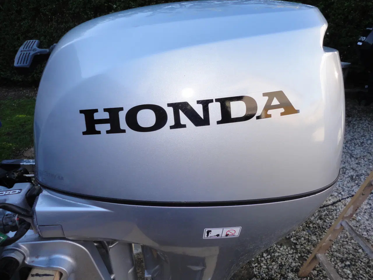 Billede 1 - 15 Hk 4takt langbenet Honda påhængsmotor.
