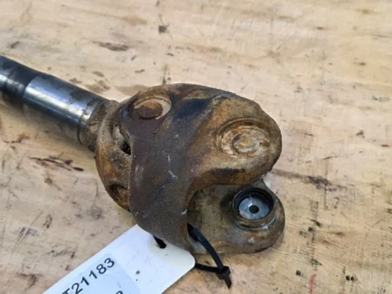 Billede 14 - New Holland LB115B Aksel 85827004